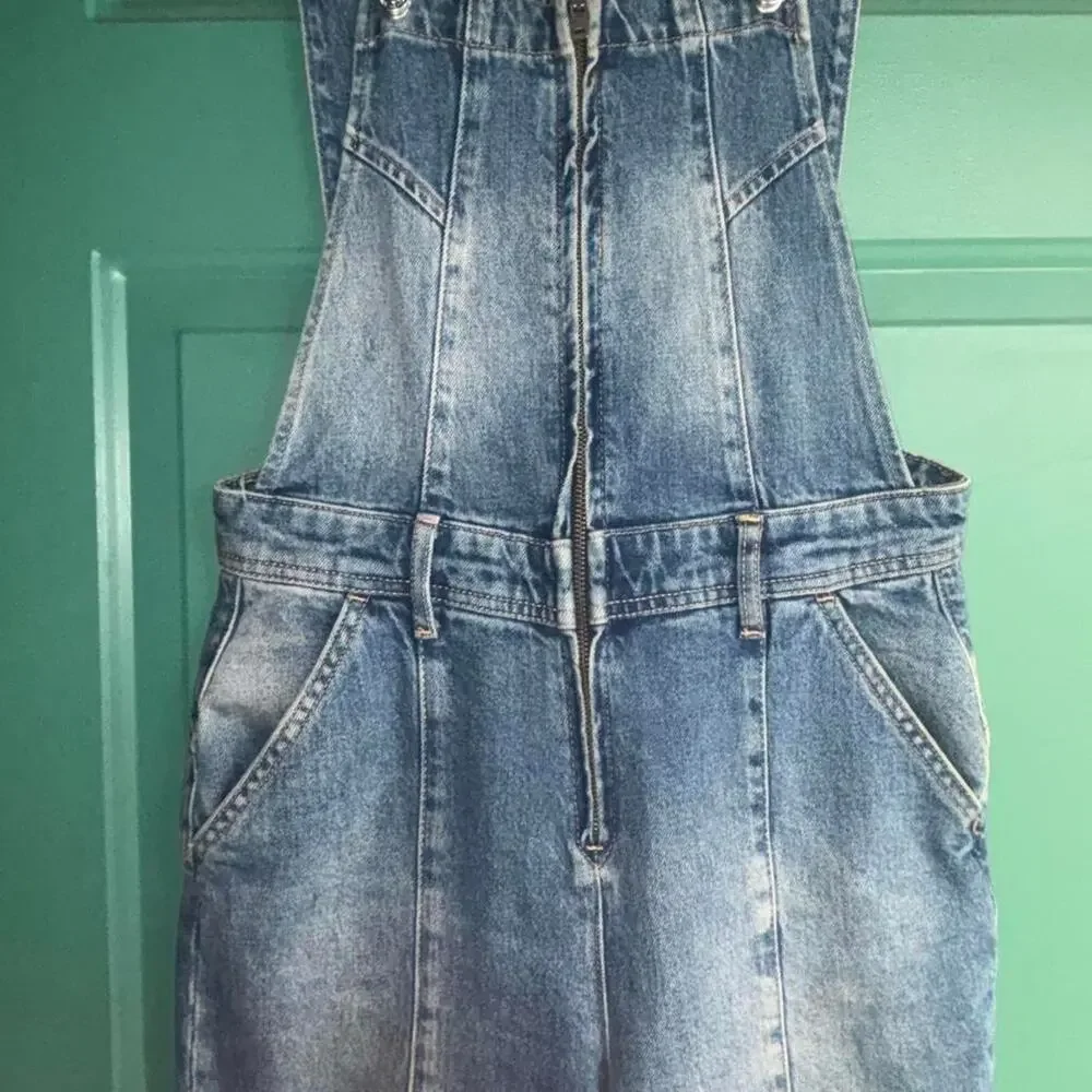 Free People small We The Free blue denim overalls excellent condition